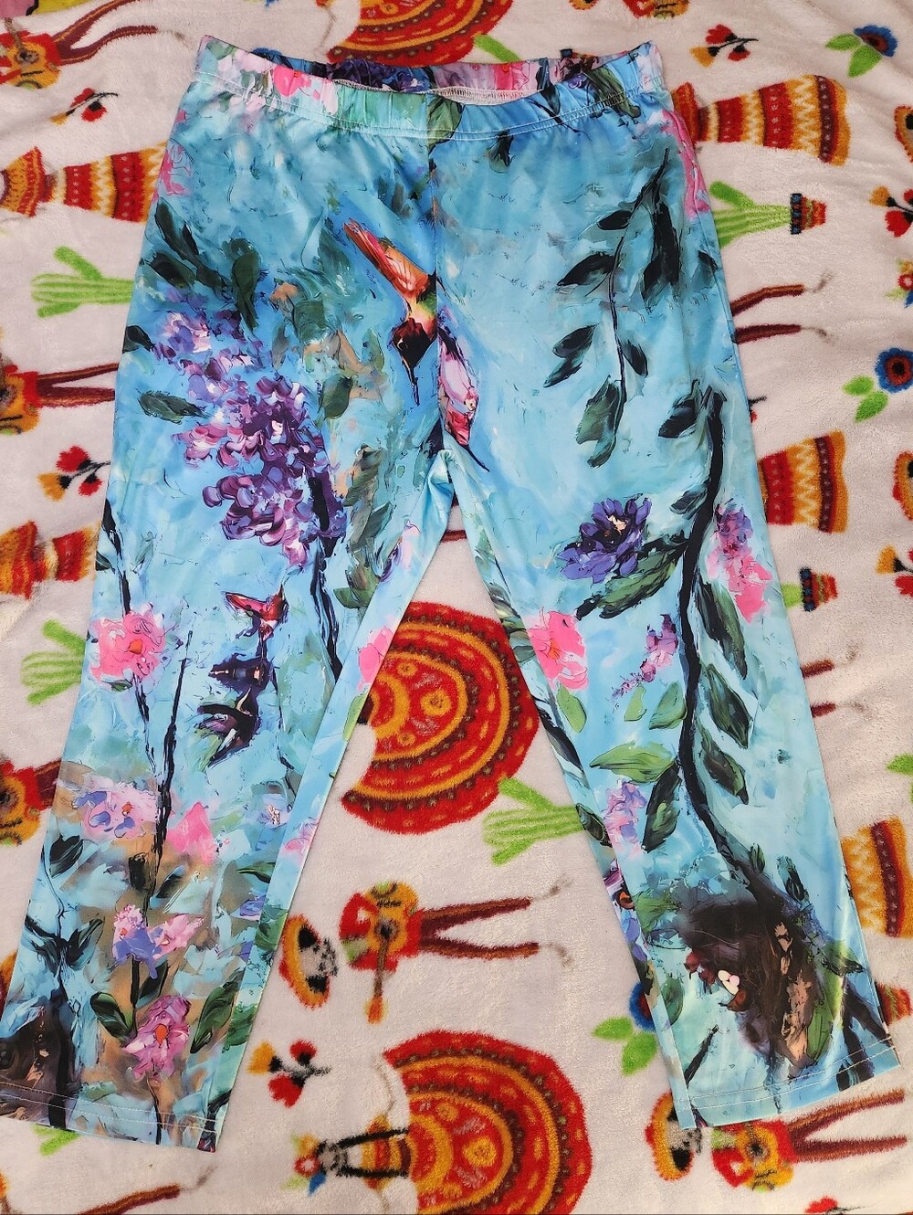 "Humming Bird Hottie" Elastic-Waist Leggings